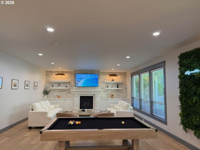 346 SUMMIT VIEW Ave, Salem, OR 97306