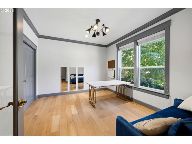 346 SUMMIT VIEW Ave, Salem, OR 97306