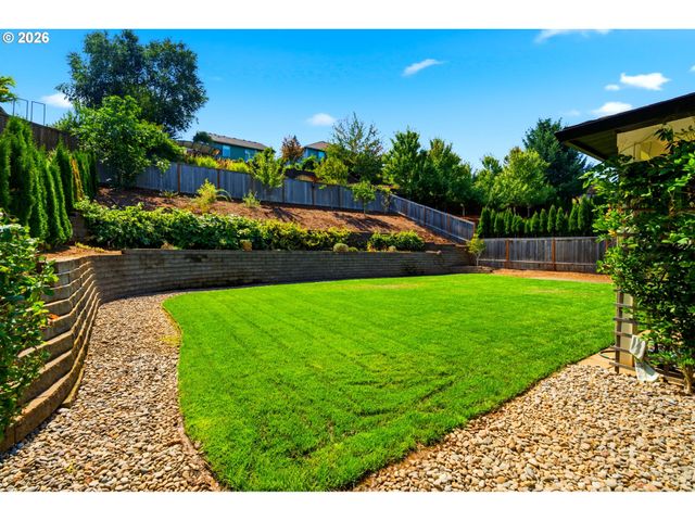 346 SUMMIT VIEW Ave, Salem, OR 97306