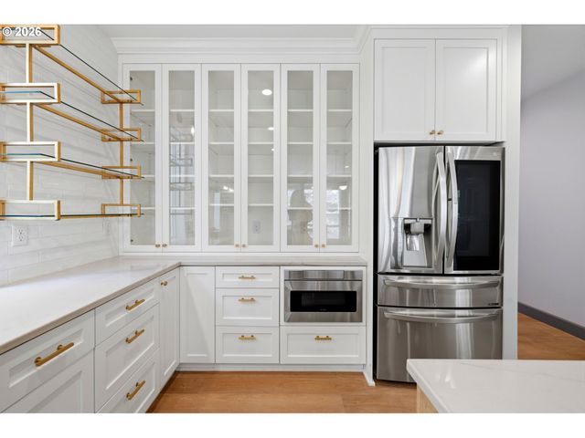 346 SUMMIT VIEW Ave, Salem, OR 97306