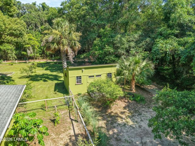16 Oakland Drive, St. Helena Island, SC 29920