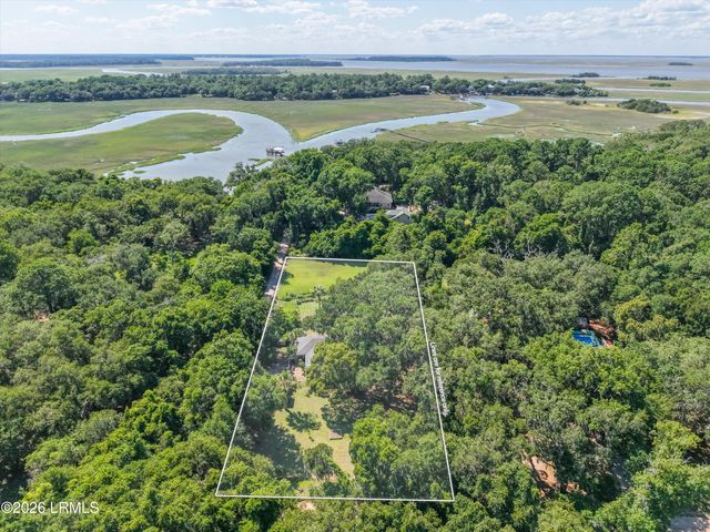 16 Oakland Drive, St. Helena Island, SC 29920