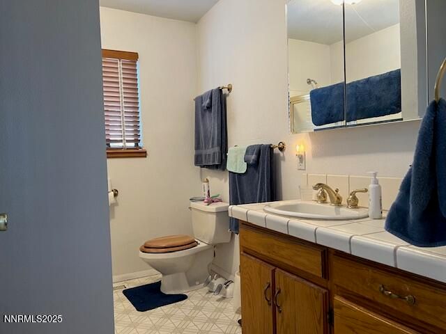 71 NV-208, Yerington, NV 89447