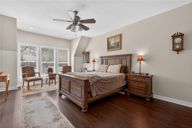 4221 Cowhouse Creek Ct, Corpus Christi, TX 78410