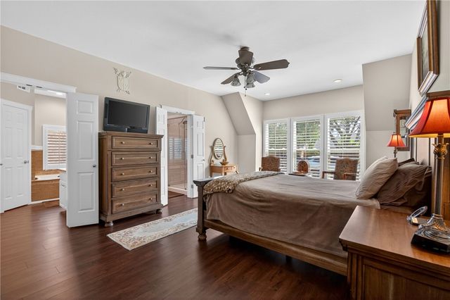 4221 Cowhouse Creek Ct, Corpus Christi, TX 78410