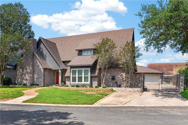 4221 Cowhouse Creek Ct, Corpus Christi, TX 78410