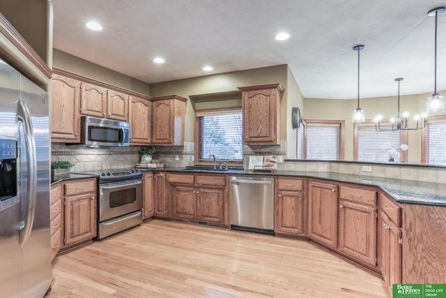 19712 Hansen Avenue, Omaha, NE 68130