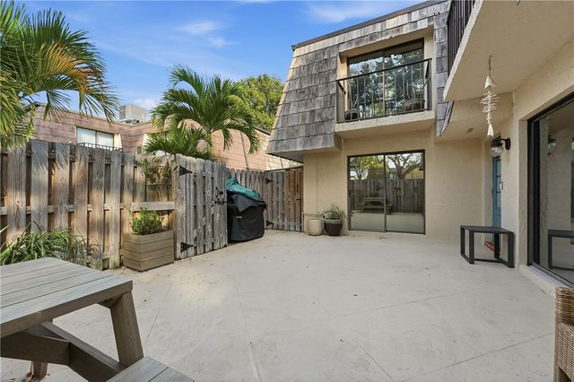 550 N Tropic Lane 6D, Vero Beach, FL 32960