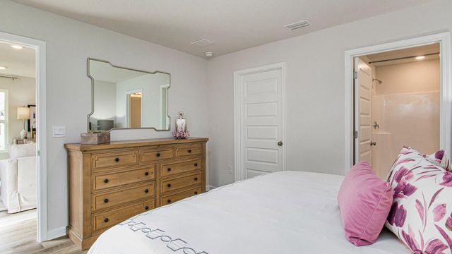 6505 Firefly Drive, Milton, FL 32583