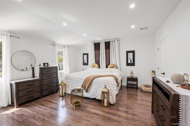 2 Grove Avenue, Coram, NY 11727