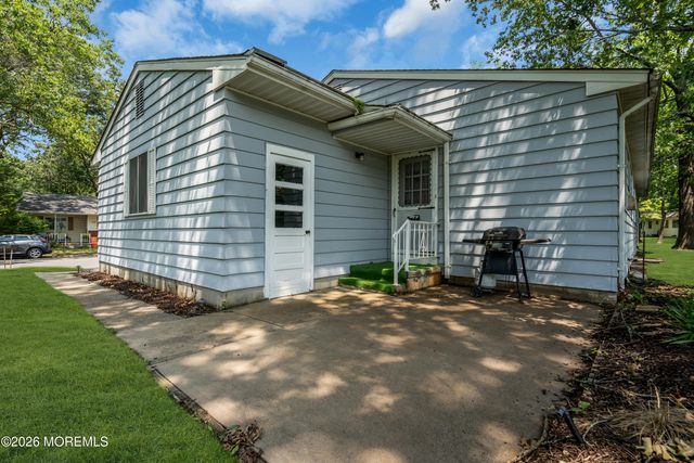 11A Idaho Drive A, Whiting, NJ 08759