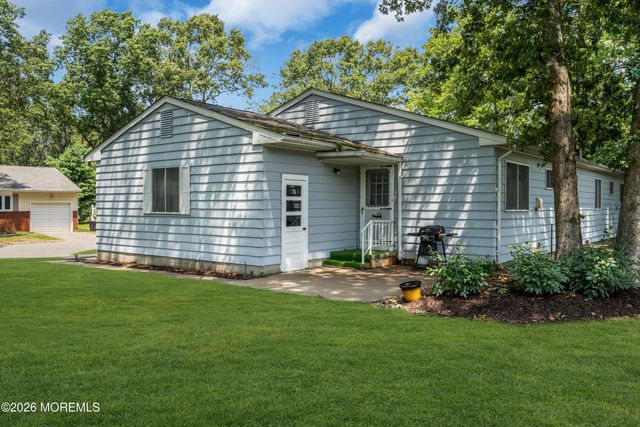 11A Idaho Drive A, Whiting, NJ 08759