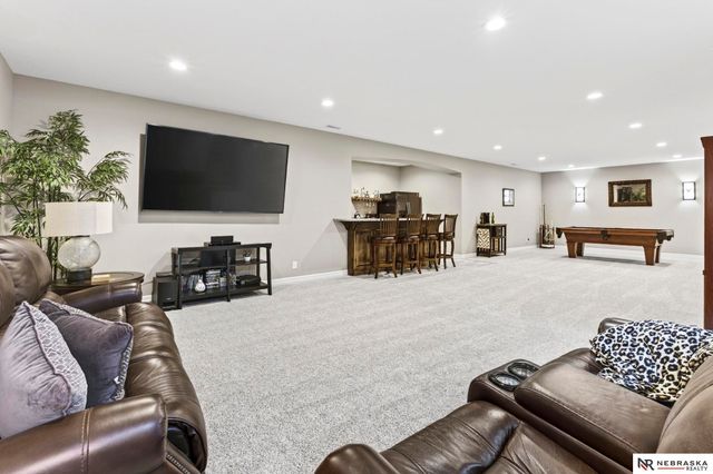 10812 S 176th Street, Omaha, NE 68136
