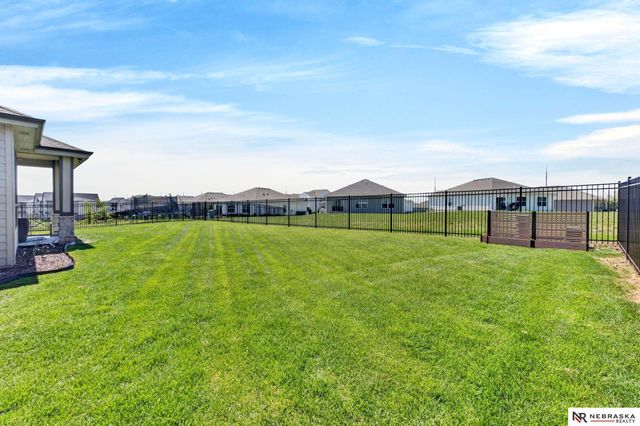 10812 S 176th Street, Omaha, NE 68136