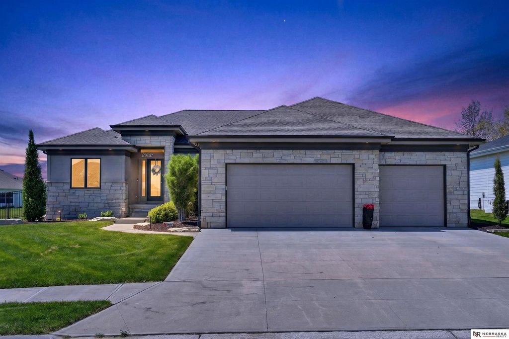 10812 S 176th Street, Omaha, NE 68136