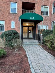 555 Broadway 1J, Hastings-on-hudson, NY 10706