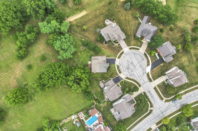 19 Spike Rush Court, Etna, OH 43062