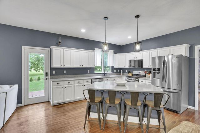 19 Spike Rush Court, Etna, OH 43062