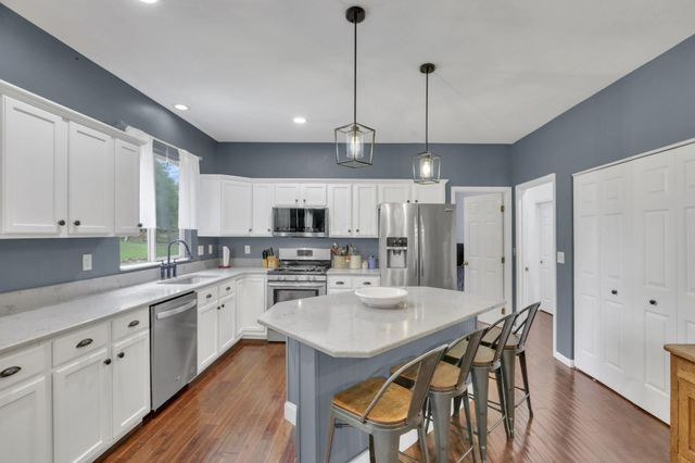 19 Spike Rush Court, Etna, OH 43062