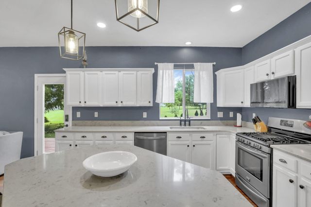 19 Spike Rush Court, Etna, OH 43062