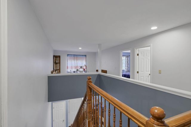 19 Spike Rush Court, Etna, OH 43062