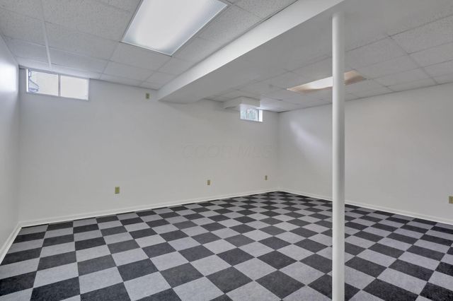 19 Spike Rush Court, Etna, OH 43062