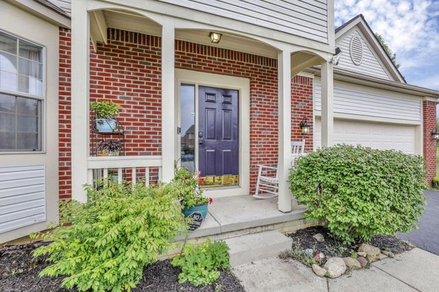 19 Spike Rush Court, Etna, OH 43062