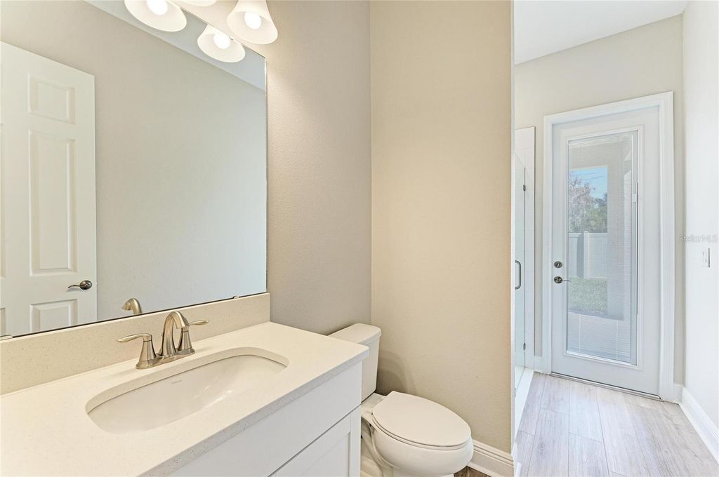 Image 25 of property listing at 13076 HOMESTEAD LANE, Parrish, FL 34219