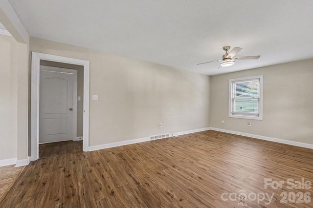 1204 Fulton Drive, Statesville, NC 28677