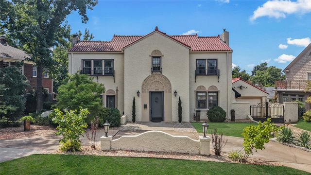 2106 S Saint Louis Avenue, Tulsa, OK 74114