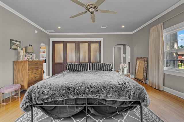 2106 S Saint Louis Avenue, Tulsa, OK 74114