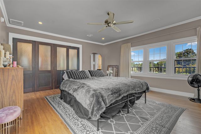 2106 S Saint Louis Avenue, Tulsa, OK 74114