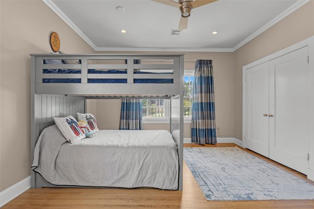 2106 S Saint Louis Avenue, Tulsa, OK 74114