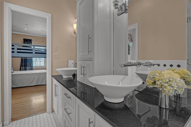 2106 S Saint Louis Avenue, Tulsa, OK 74114