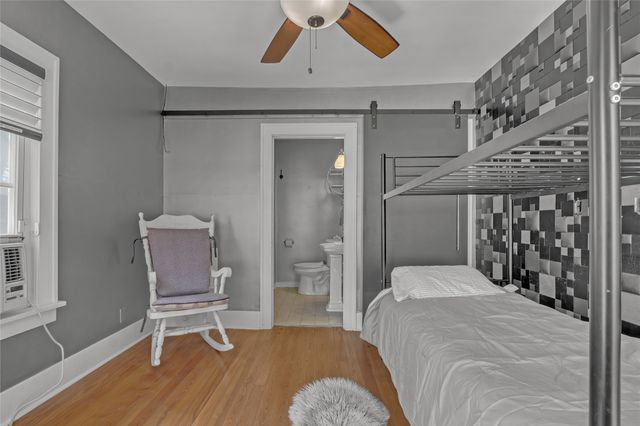 2106 S Saint Louis Avenue, Tulsa, OK 74114