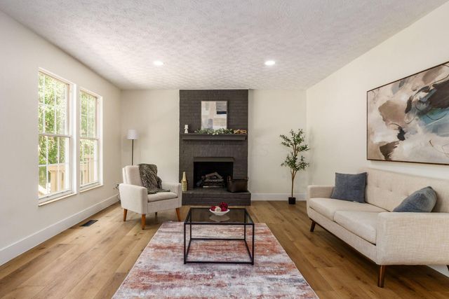3939 Sleaford Avenue, Columbus, OH 43230