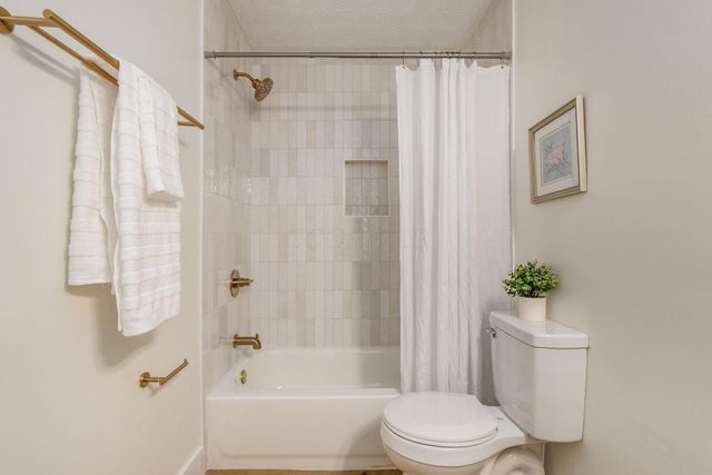 3939 Sleaford Avenue, Columbus, OH 43230