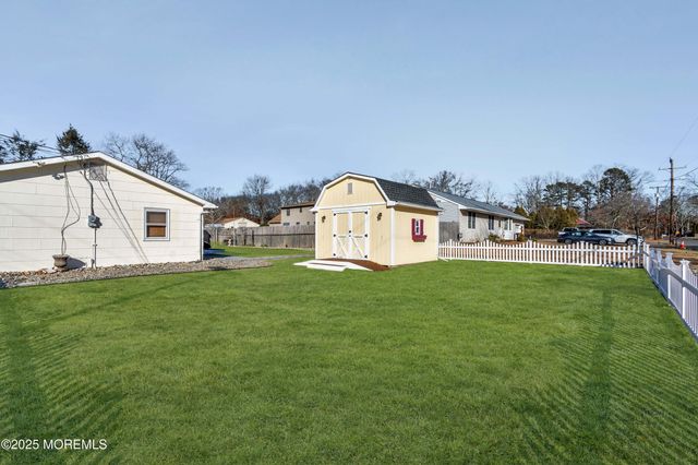 520 Windsor Street, Forked River, NJ 08731