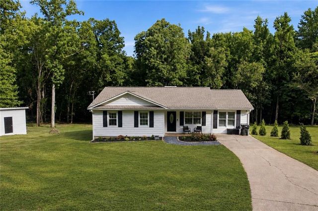 6642 Nix Road, Dawsonville, GA 30534