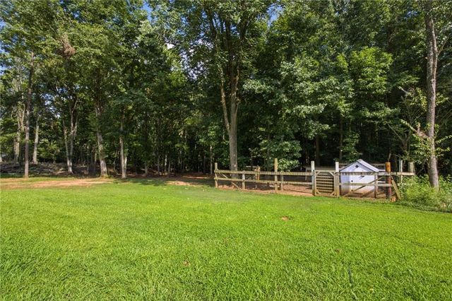 6642 Nix Road, Dawsonville, GA 30534