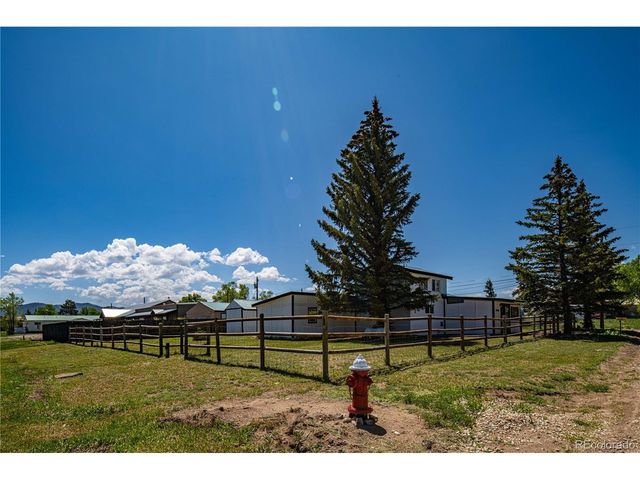 802 Ohio St, Silver Cliff, CO 81252