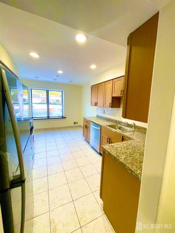 9 Lawry Court, East Brunswick, NJ 08816