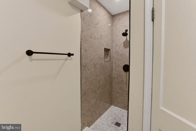 39 ELM AVE, Pitman, NJ 08071