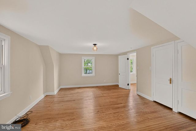 39 ELM AVE, Pitman, NJ 08071