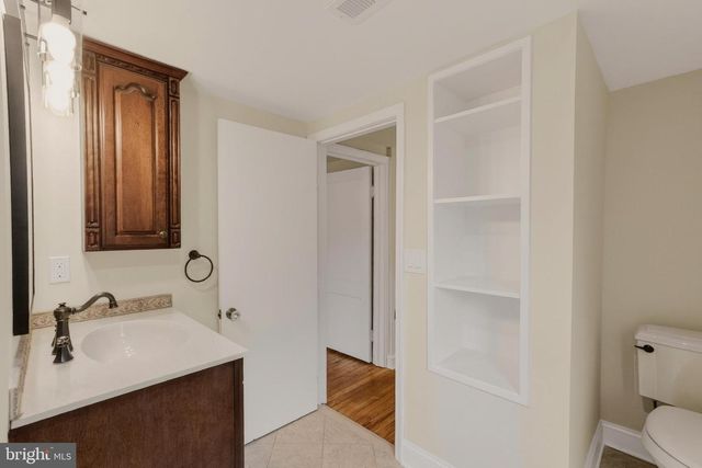 39 ELM AVE, Pitman, NJ 08071