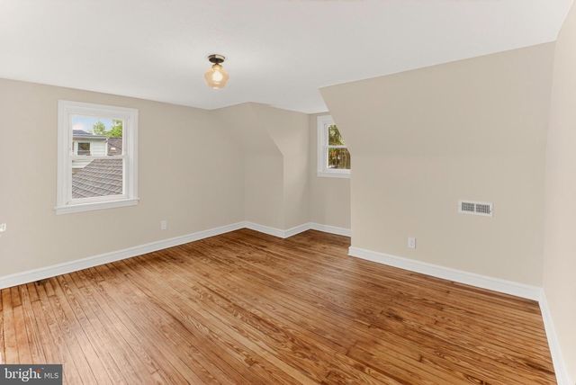 39 ELM AVE, Pitman, NJ 08071