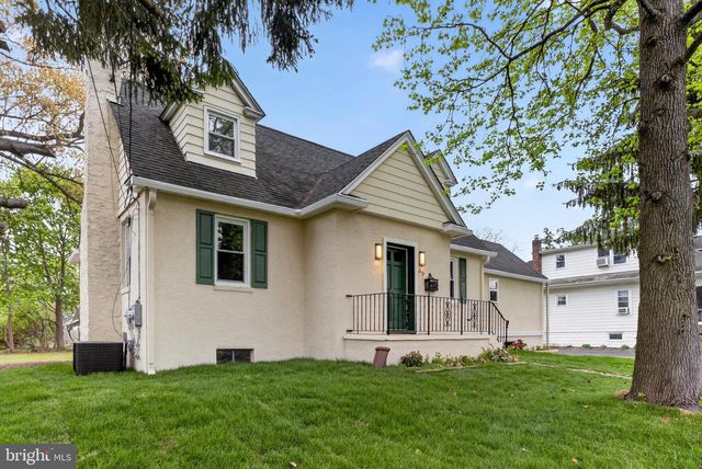 39 ELM AVE, Pitman, NJ 08071