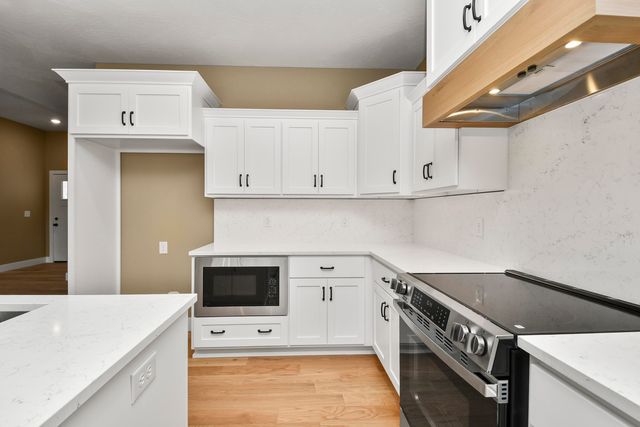 648 Panorama Drive, Cape Fair, MO 65624