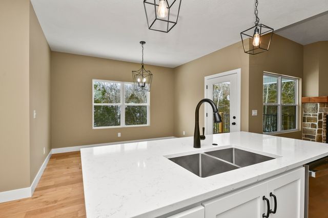 648 Panorama Drive, Cape Fair, MO 65624