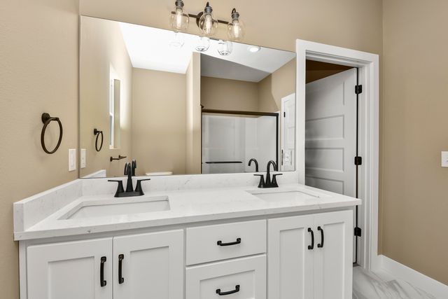 648 Panorama Drive, Cape Fair, MO 65624